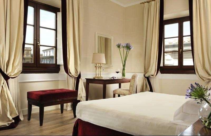 Fh55 Calzaiuoli Hotel Florenz
